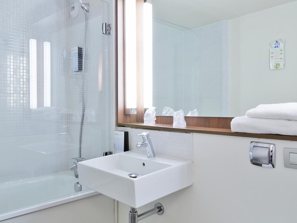 B&B Hotel Roissy - Saint Witz Ex-Campanile Roissy - Saint Witz Ngoại thất bức ảnh